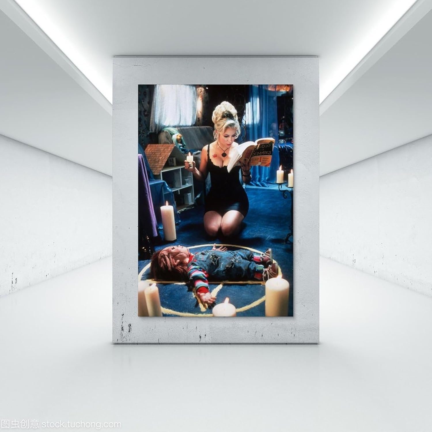 JGNHJC Bride of Chucky Poster Jennifer Tilly Poster Canvas Art Poster Bedroom Decor Posters 12x18inch(30x45cm), Unframe-style-14