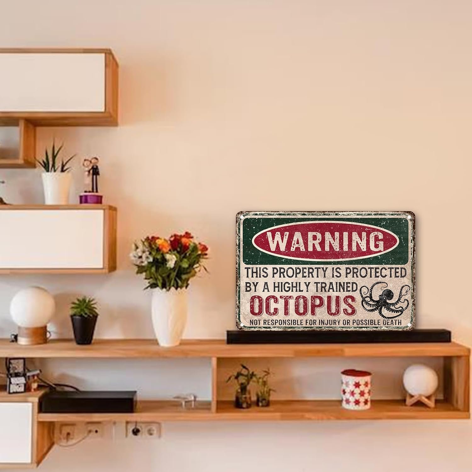 Octopus Metal Tin Sign Warning This Property Is Protected By A Highly Trained Octopus Vintage Sign Funny Tin Signs 12 * 8in