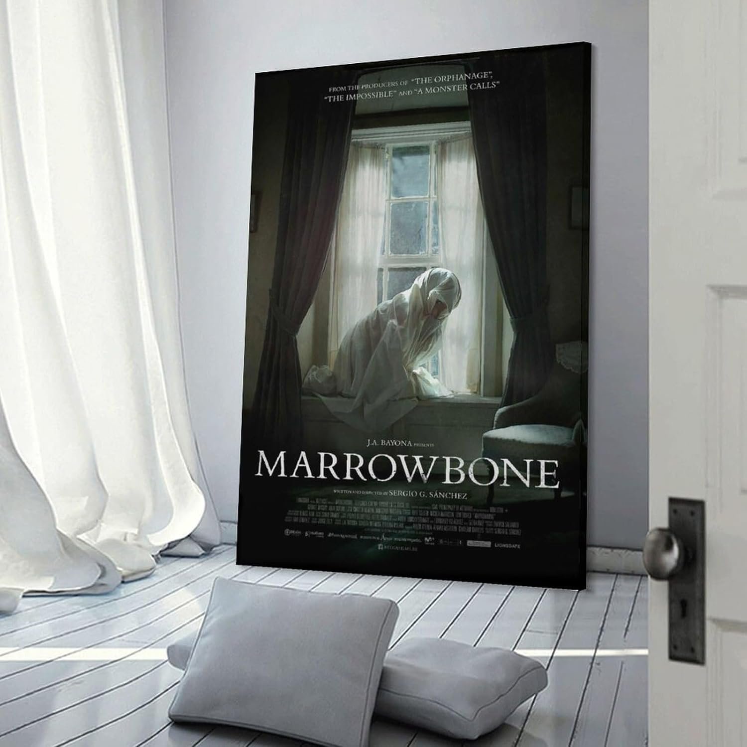 Room Aesthetic Poster Classic Movie El Secreto De Marrowbone Movie Posters Cool Artwork Wall Art Home Decor Gift Ideas Prints Poster Decorative Painting Canvas Wall Art Living...