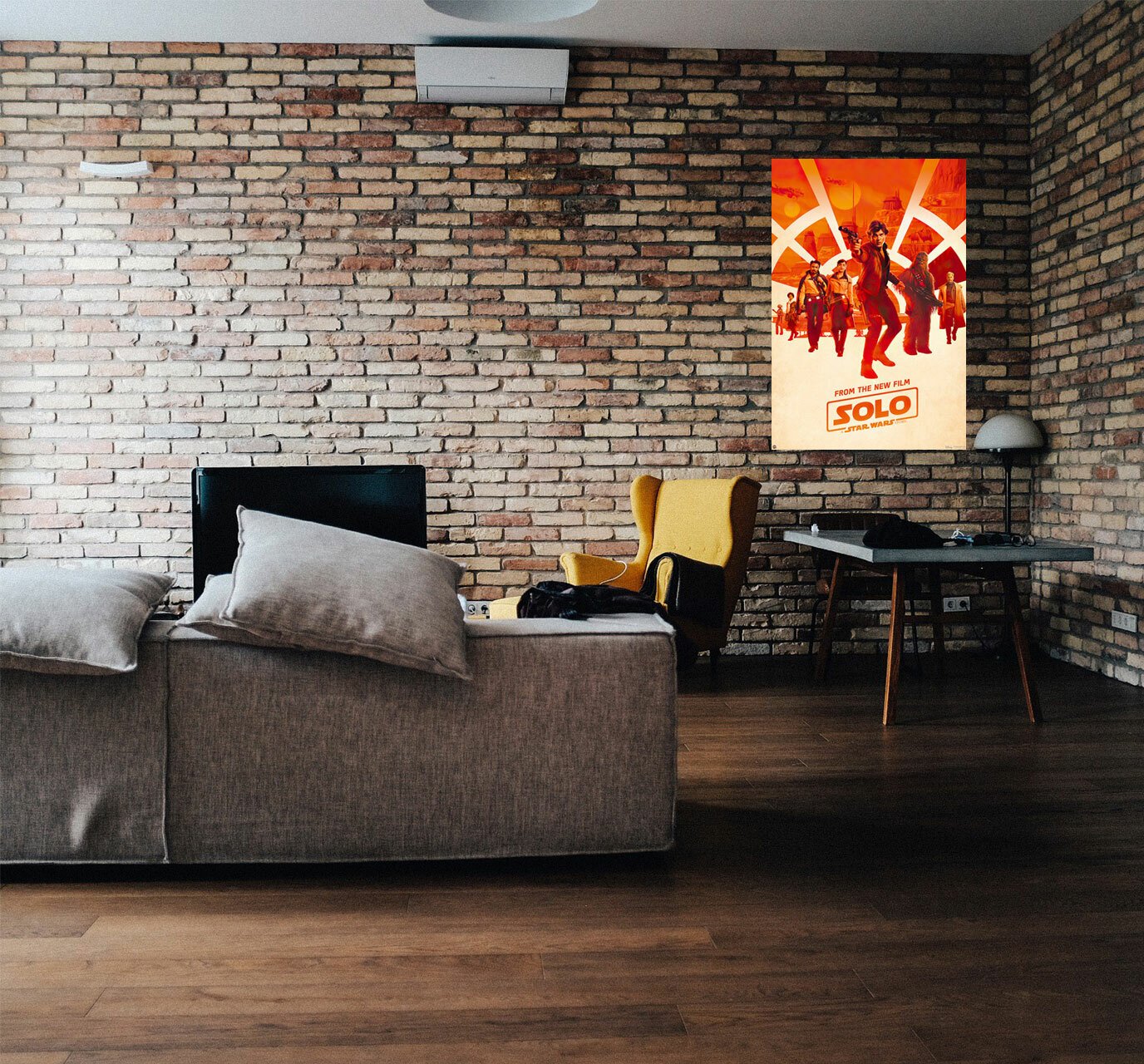 Solo: A Star Wars Story - Movie Poster / Print (Regular Style) (Size: 24 X 36")